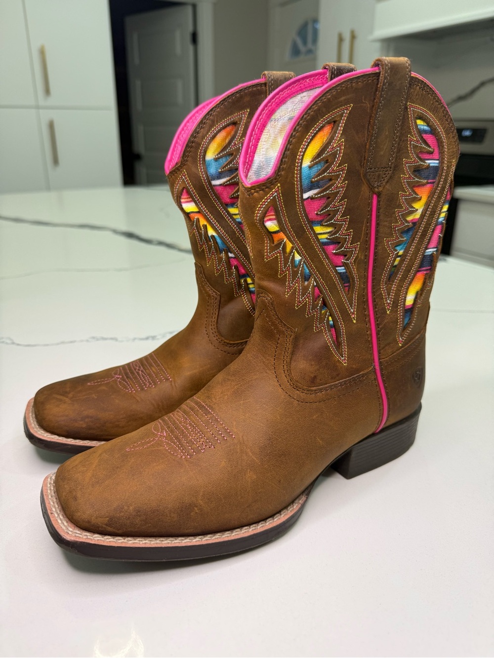 Ariat Kids Quickdraw VentTEK Western Boots Brown Leather Serape Pink Size US 4